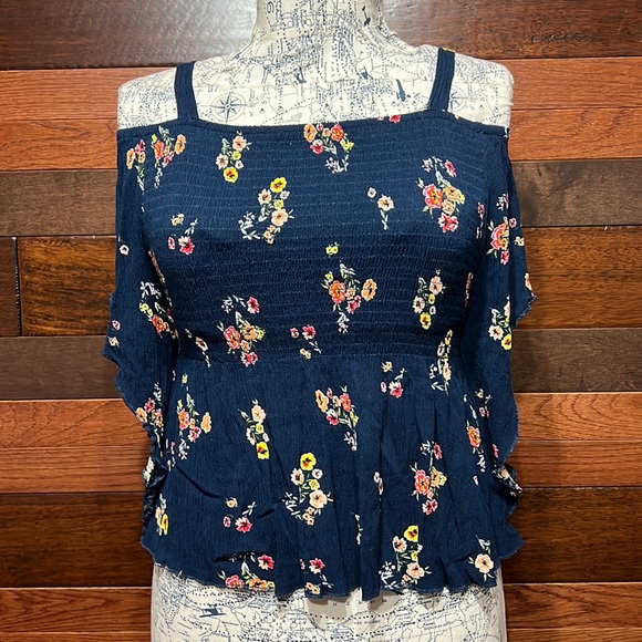 No Boundaries Tops - No Boundaries Off Shoulder Cap Sleeve Navy Smocked Floral Crop Top